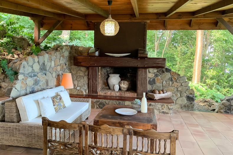 Palm Bay 18546_0-1846-2.jpg