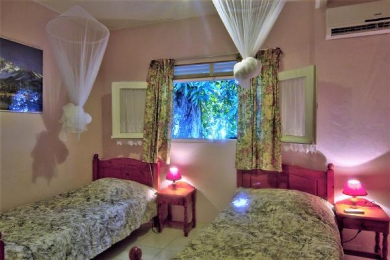 Villa - chambre 3 avec 2 lits de 0.90