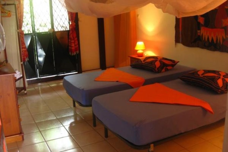 Chambre 2 (2 lits 90 jumeaux)