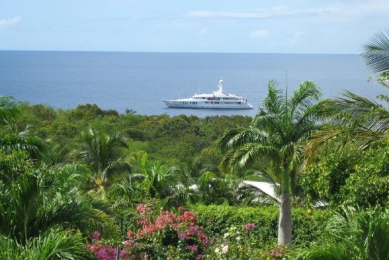 Villa Corossol vue-de-la-terrasse-bis.jpg