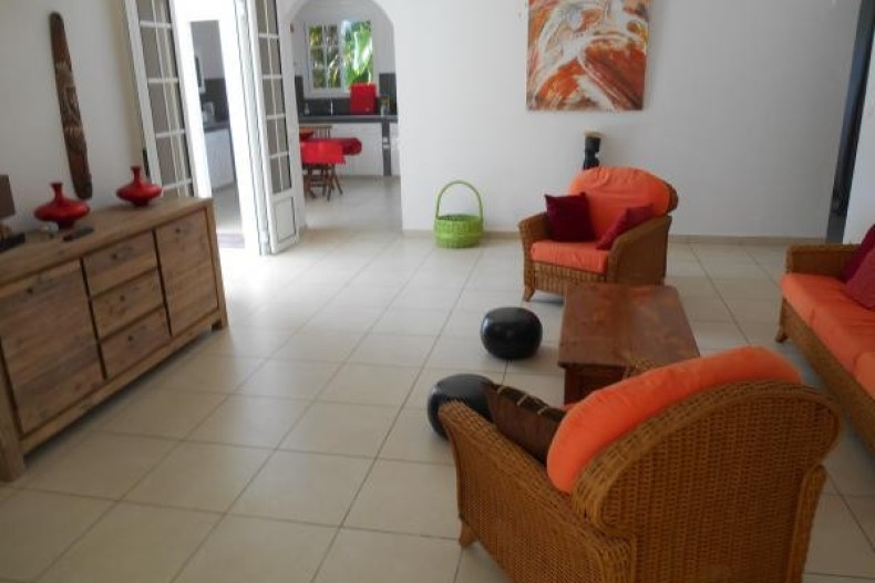 Villa Bambou salon2.jpg