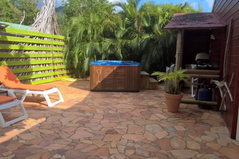 spa privée, naturiste bienvenu