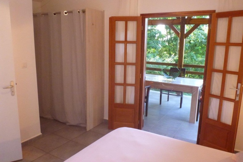 Kaz Luciole chambre-3.jpg