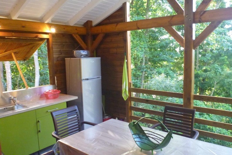 Kaz Luciole terr-1.jpg