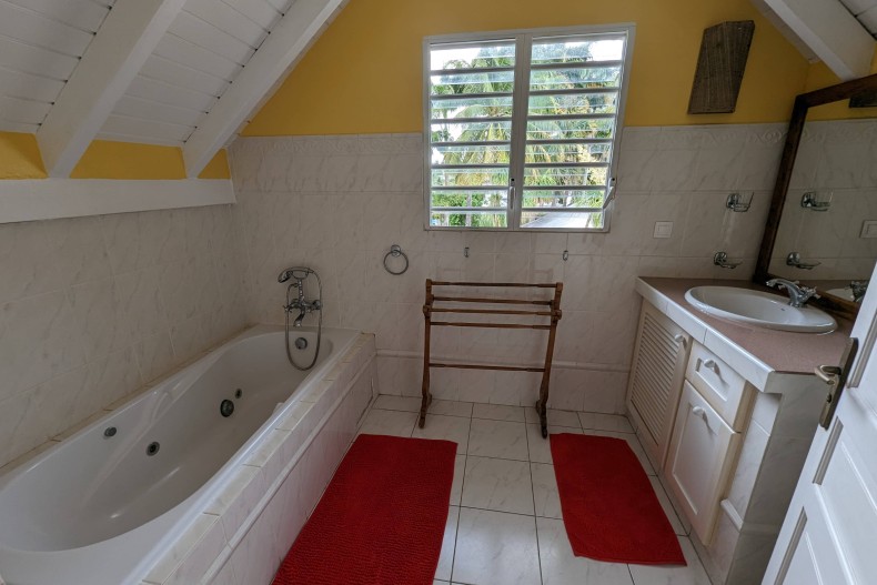 Villa Monet 18331_PXL_20230422_144031177.jpg