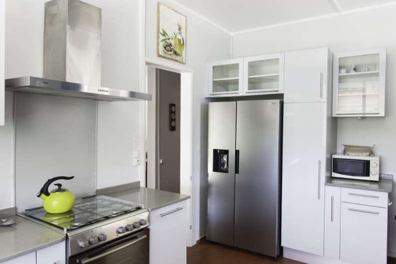 La Villa du Rhumier kitchen.jpg