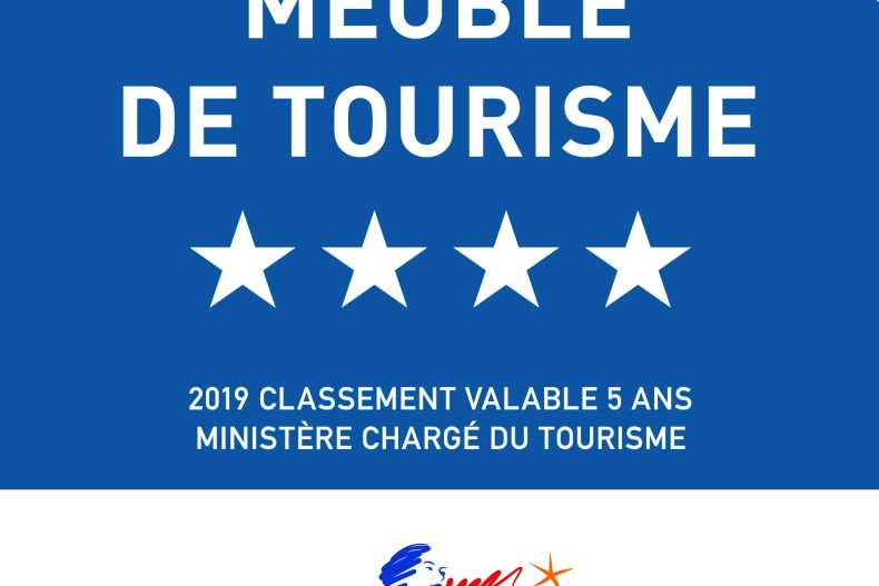 La Berceuse Rouge meuble-tourisme.jpg