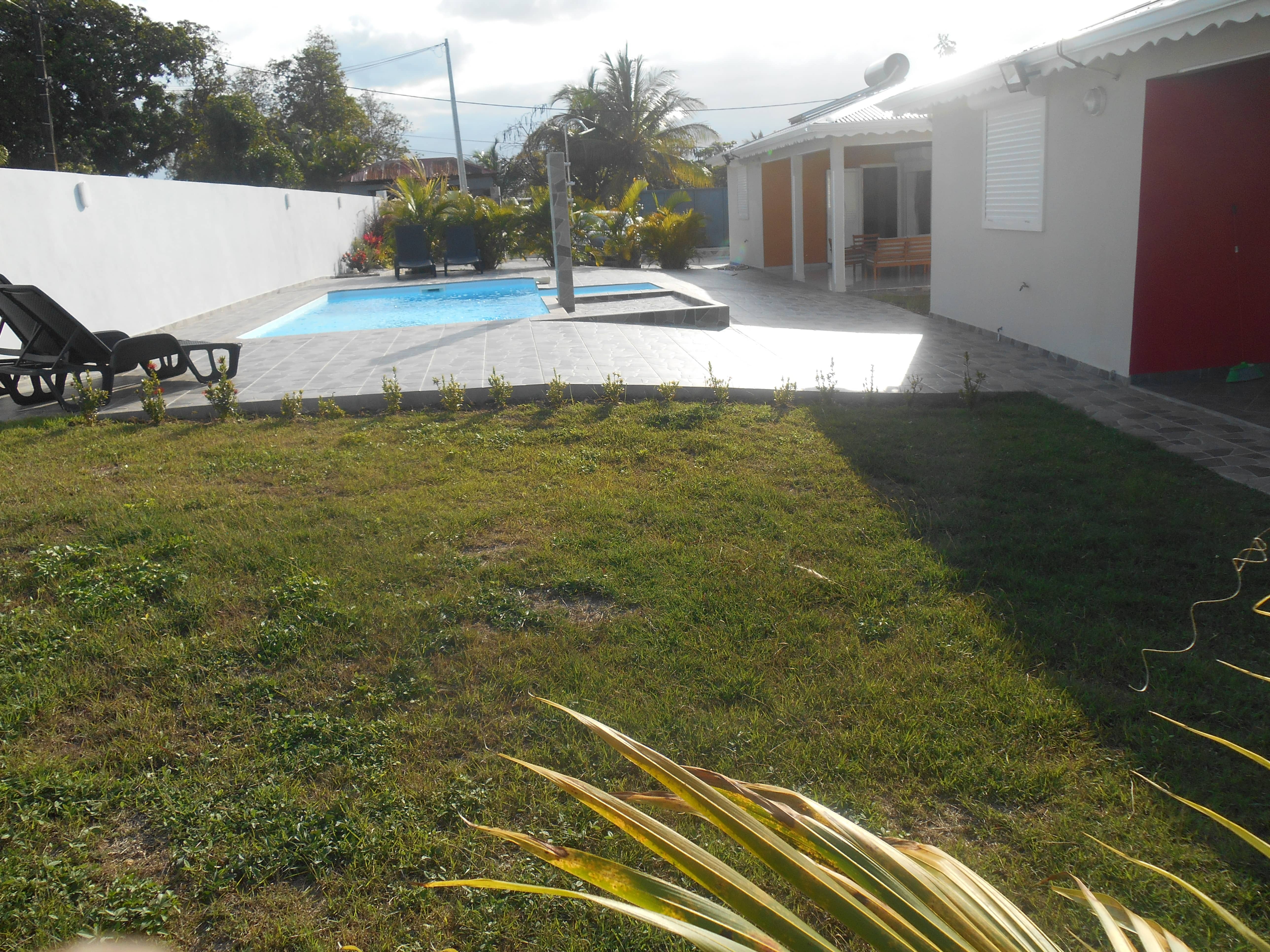Villa Grenadine piscine4.JPG