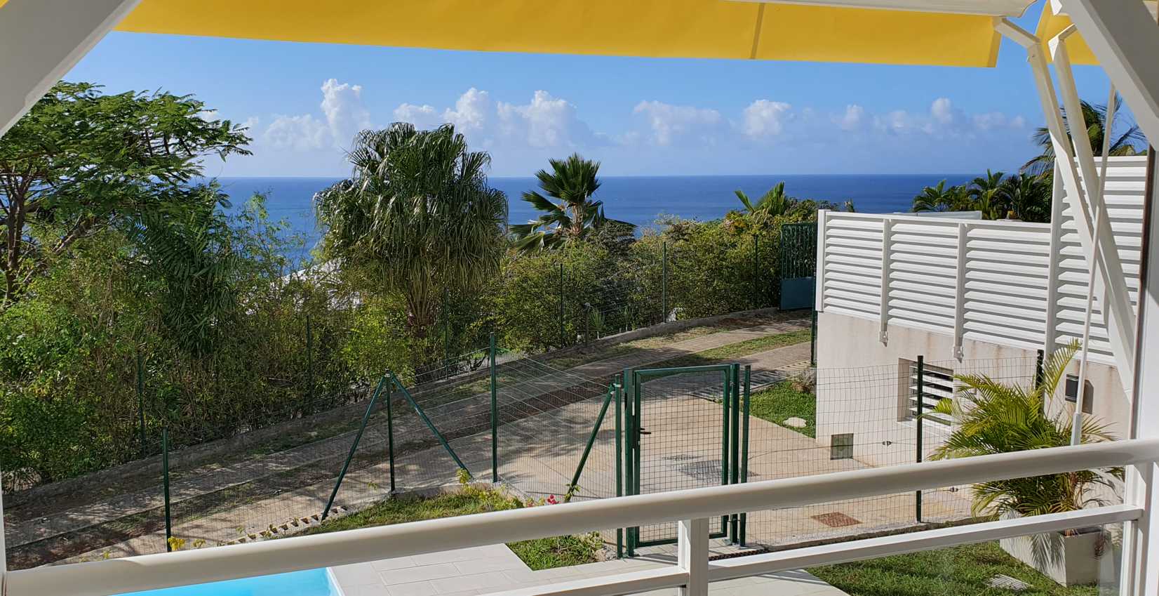 Villa Blue Marine - Belle vue mer depuis la terrasse intérieure