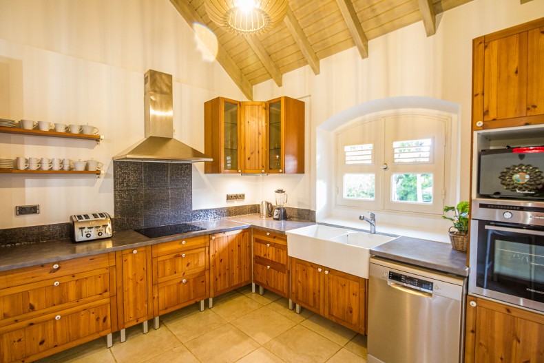 VILLA BELLE CABRESSE - Cuisine